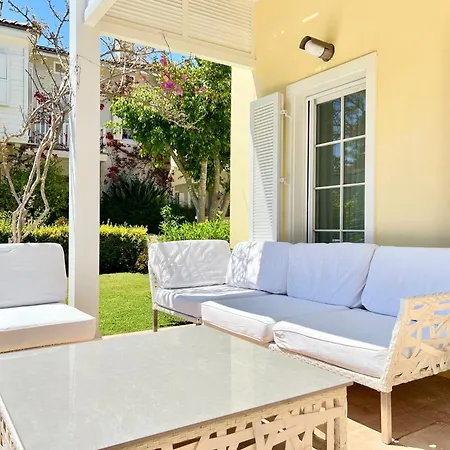 Daire Portville 120 Stunning Corner In Portville W/canal Access In Gocek