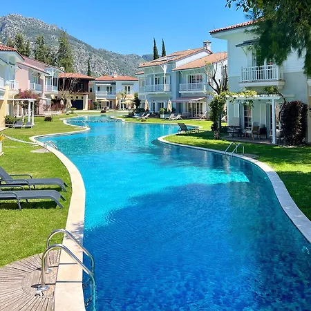Portville 120 Stunning Corner In Portville W/canal Access In Gocek Lägenhet Fethiye